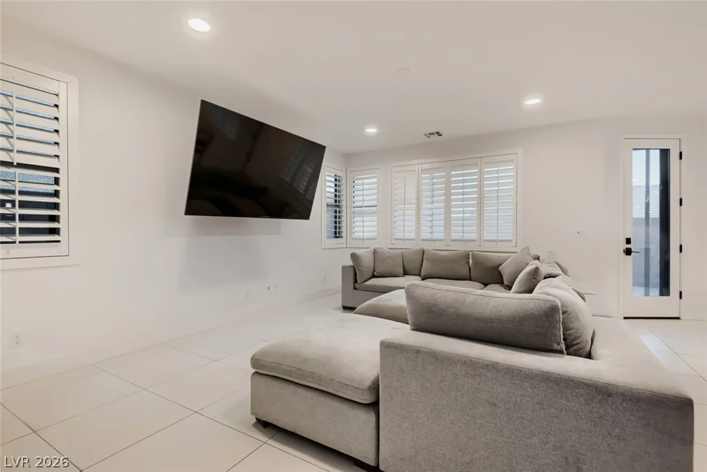 6276 Redstone Hills, Las Vegas, NV 89148