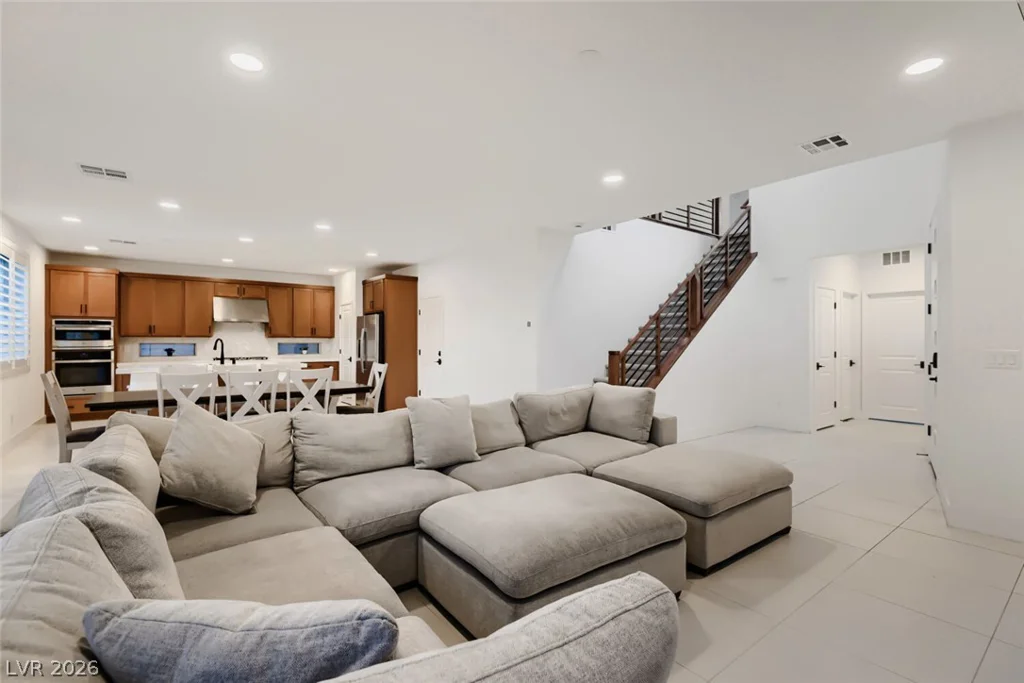 6276 Redstone Hills, Las Vegas, NV 89148