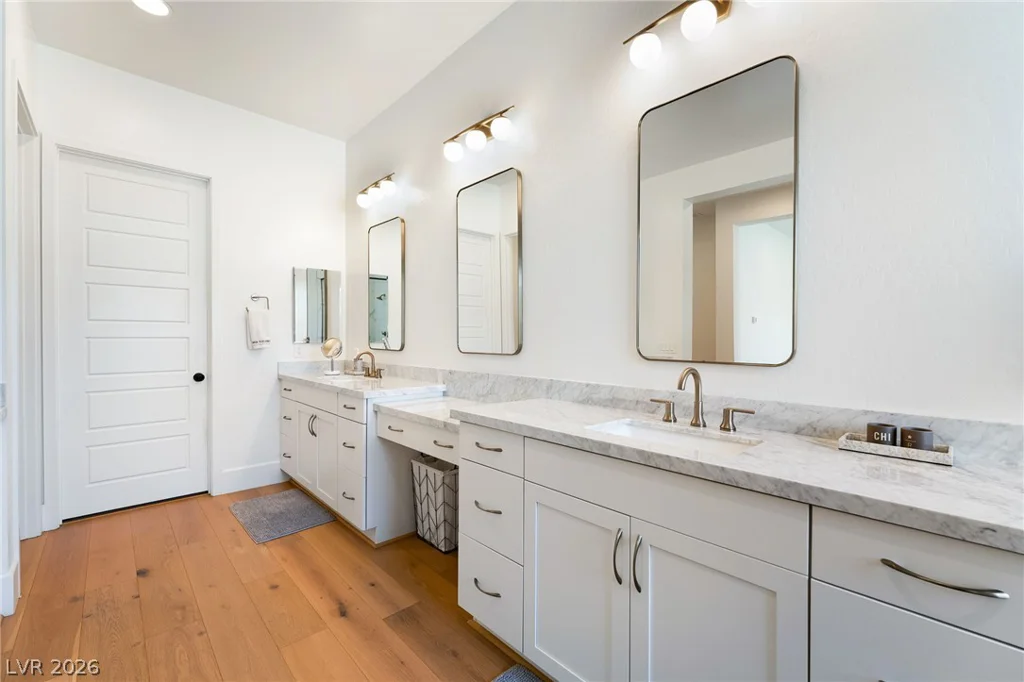 8735 Pioneer, Las Vegas, NV 89113