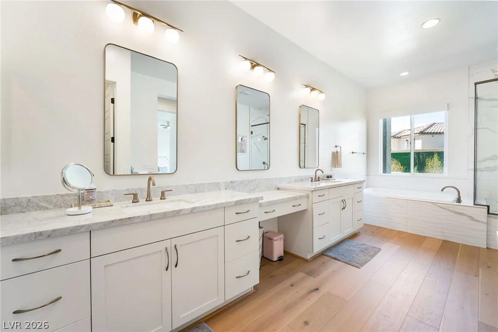 8735 Pioneer, Las Vegas, NV 89113
