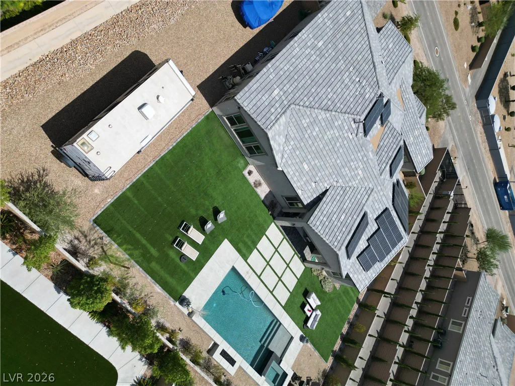 8735 Pioneer, Las Vegas, NV 89113