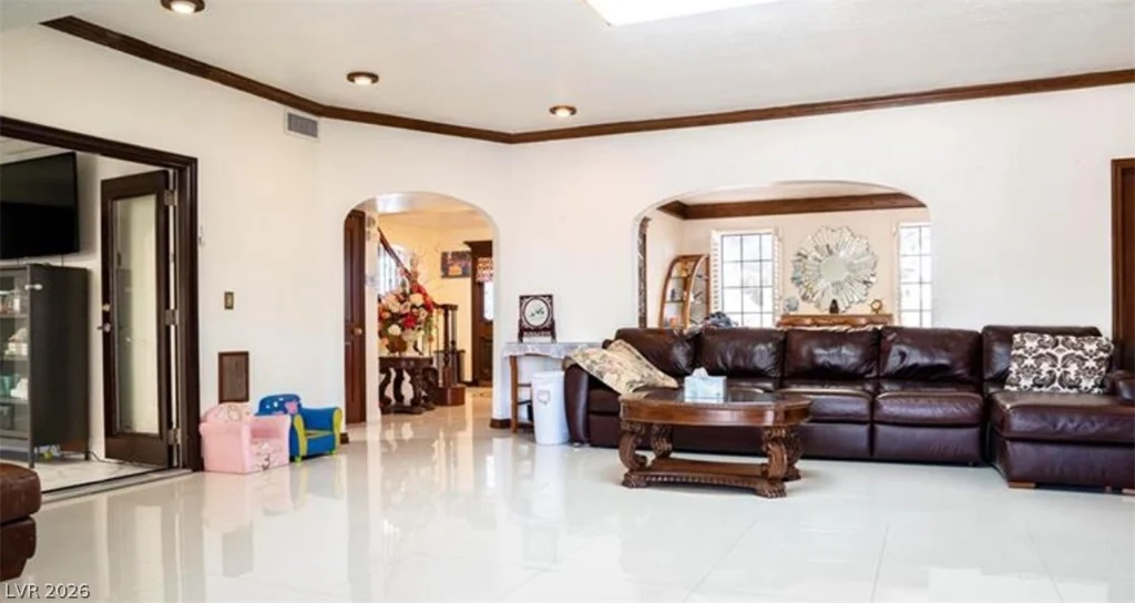 3265 Rosanna, Las Vegas, NV 89117