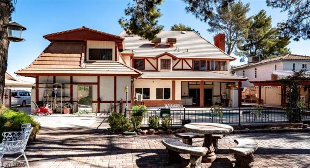 3265 Rosanna, Las Vegas, NV 89117