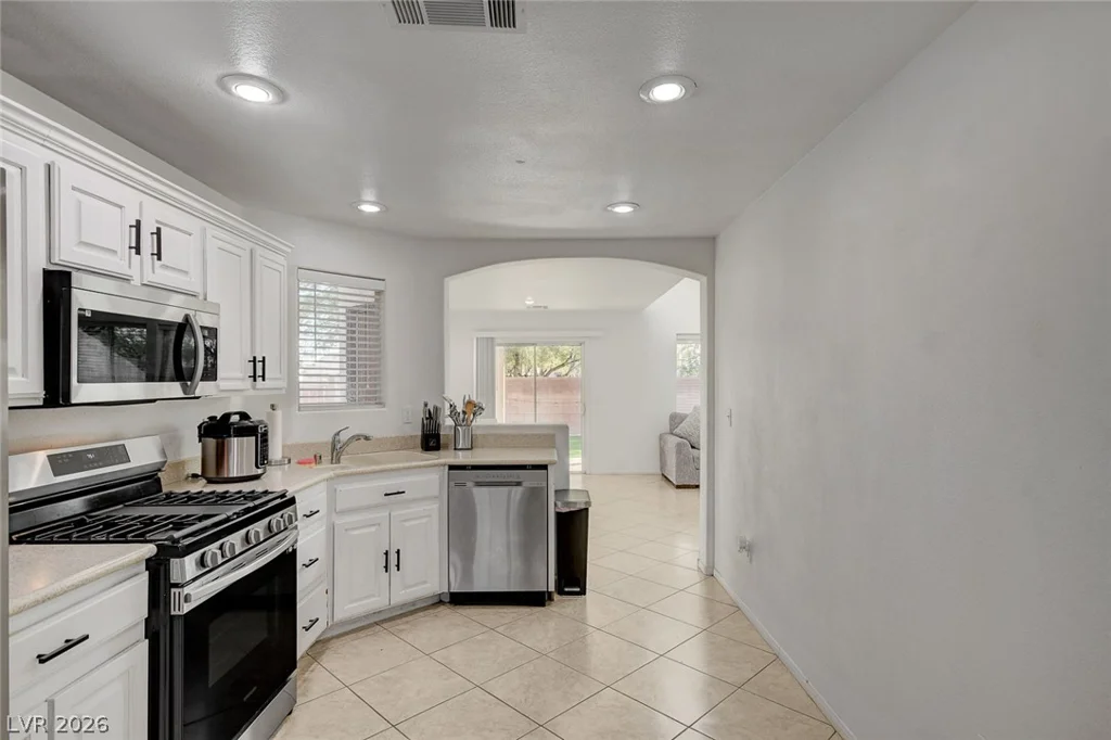 5087 Penryn, Las Vegas, NV 89139