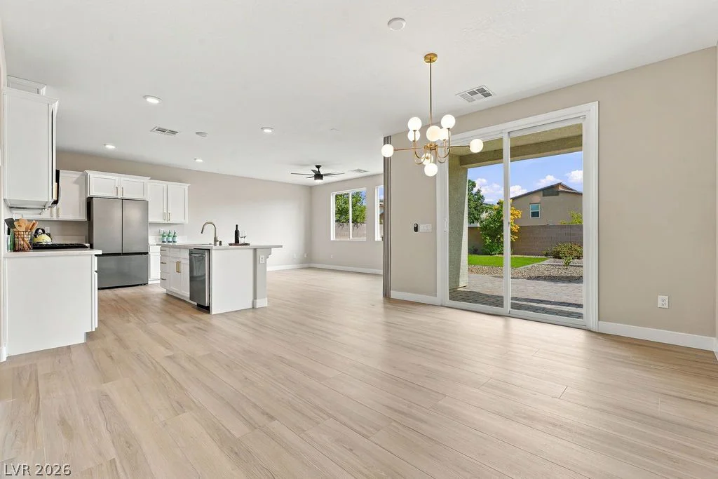 7246 Dazzle Point, North Las Vegas, NV 89084