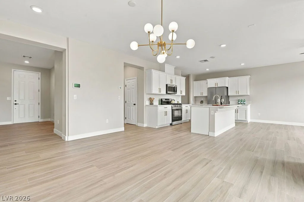 7246 Dazzle Point, North Las Vegas, NV 89084