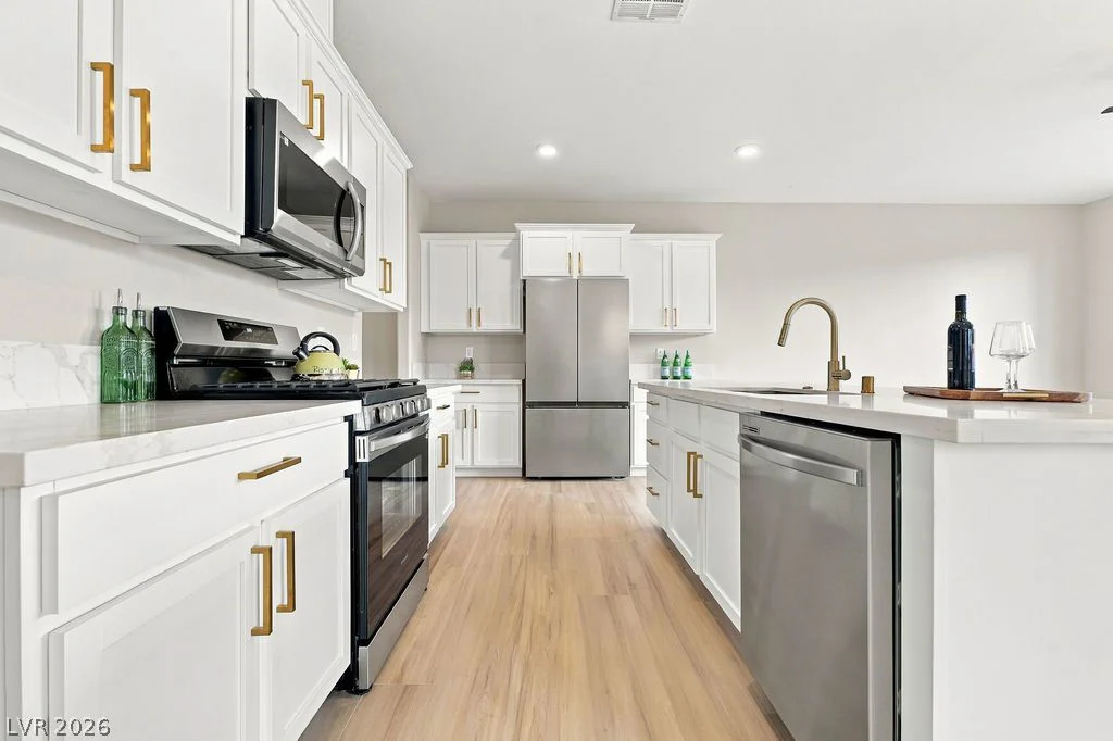 7246 Dazzle Point, North Las Vegas, NV 89084