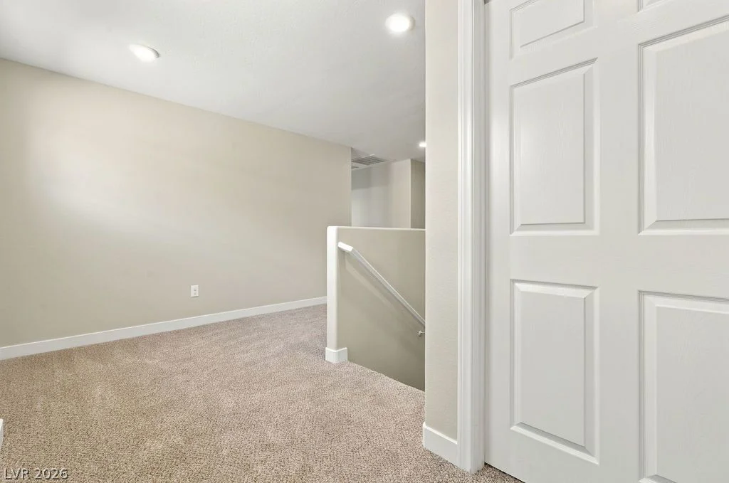 7246 Dazzle Point, North Las Vegas, NV 89084