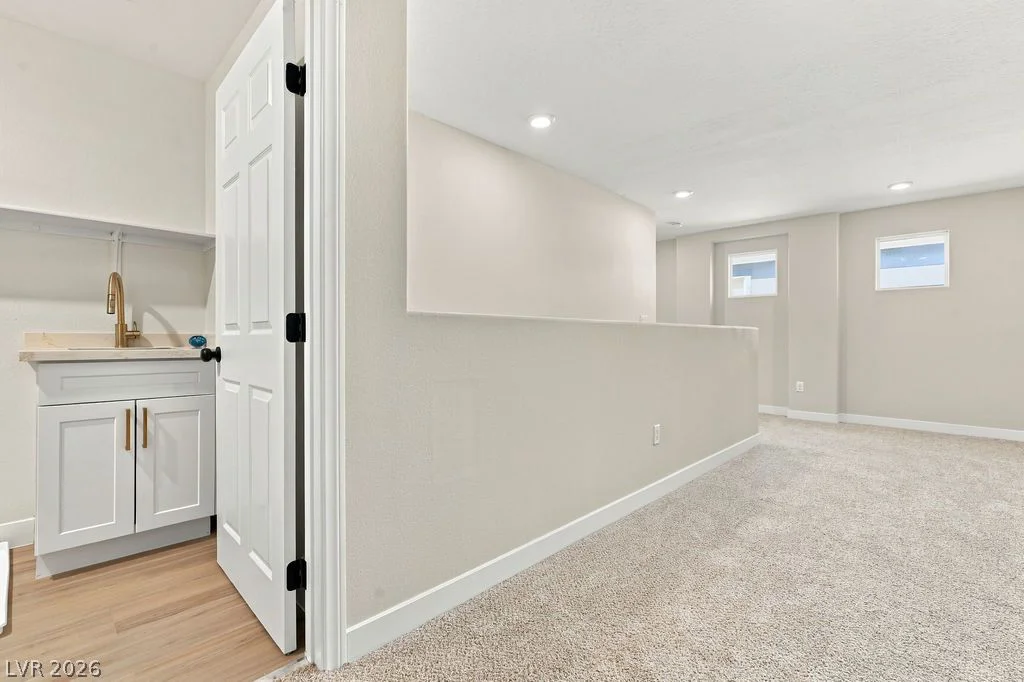 7246 Dazzle Point, North Las Vegas, NV 89084