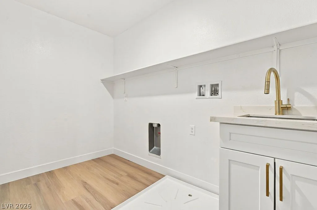 7246 Dazzle Point, North Las Vegas, NV 89084
