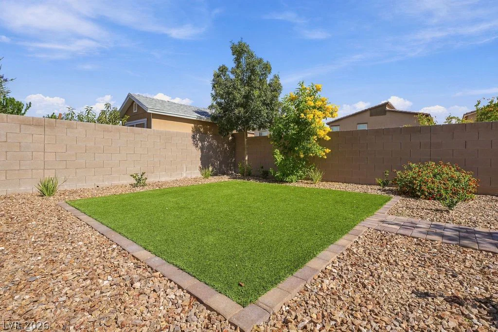 7246 Dazzle Point, North Las Vegas, NV 89084
