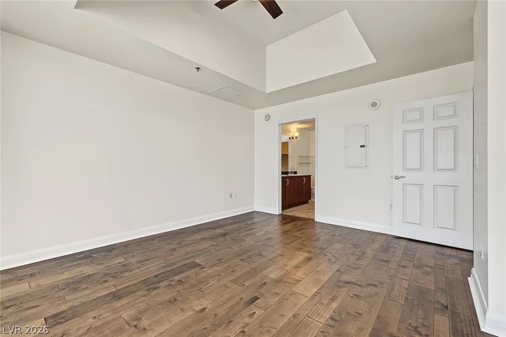 150 Las Vegas, Las Vegas, NV 89101