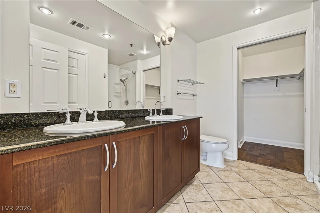 150 Las Vegas, Las Vegas, NV 89101