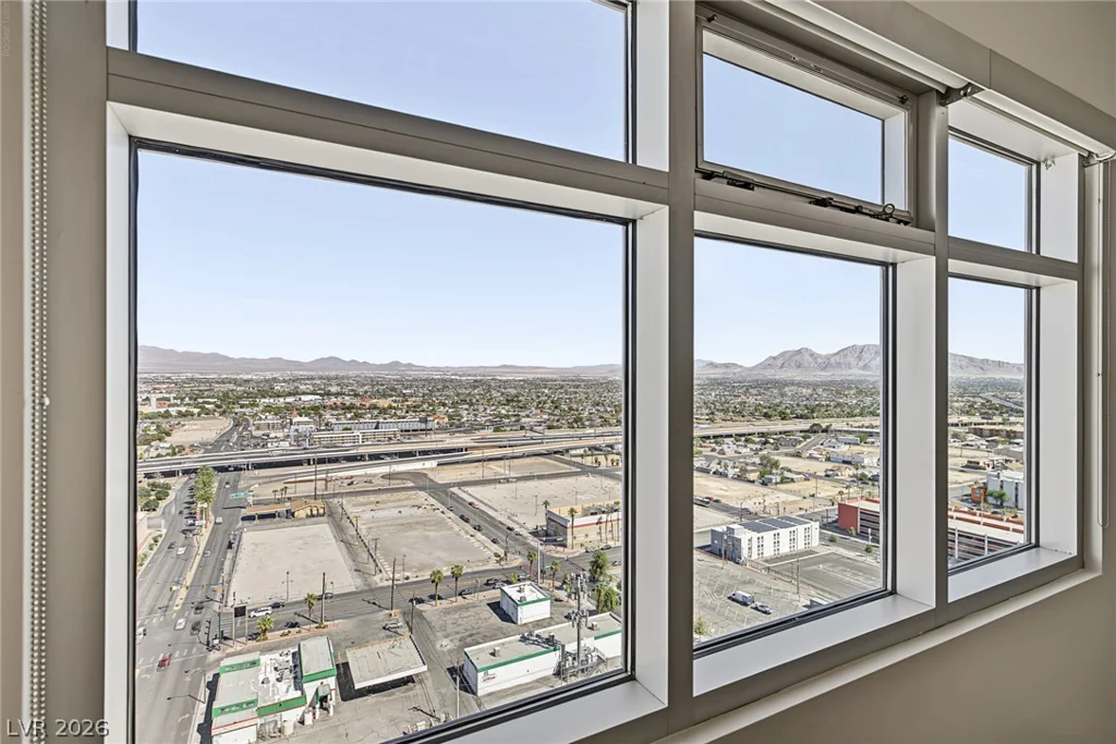 150 Las Vegas, Las Vegas, NV 89101
