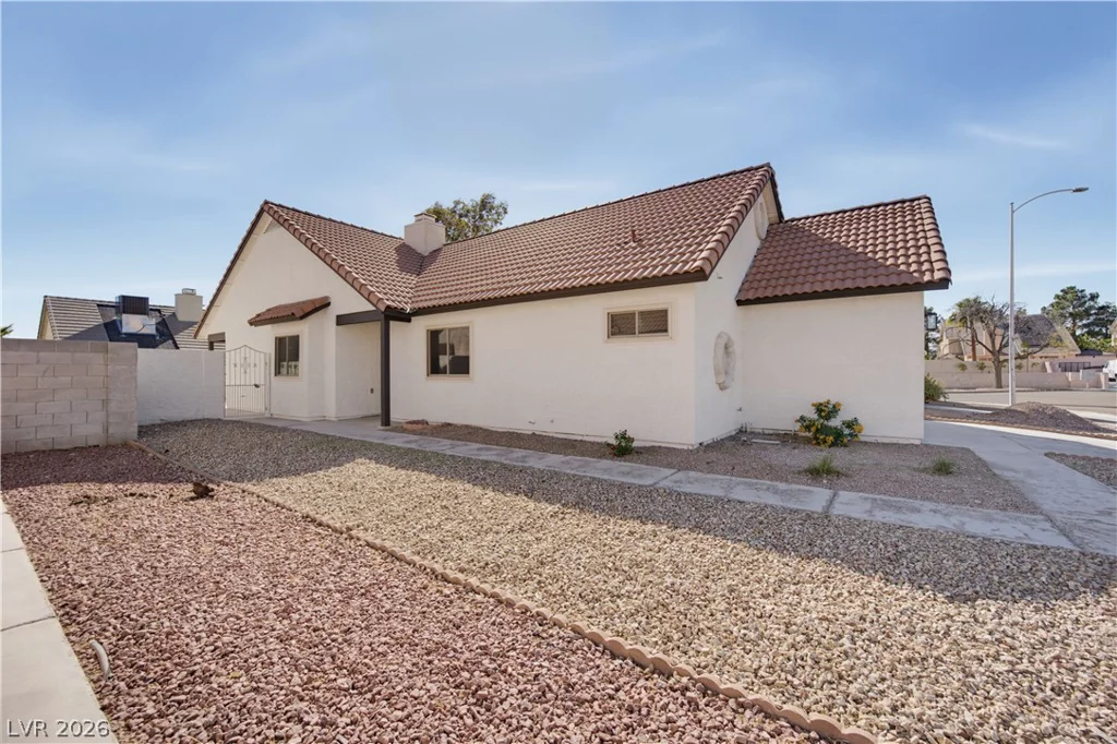 3312 Sturbridge, Las Vegas, NV 89129