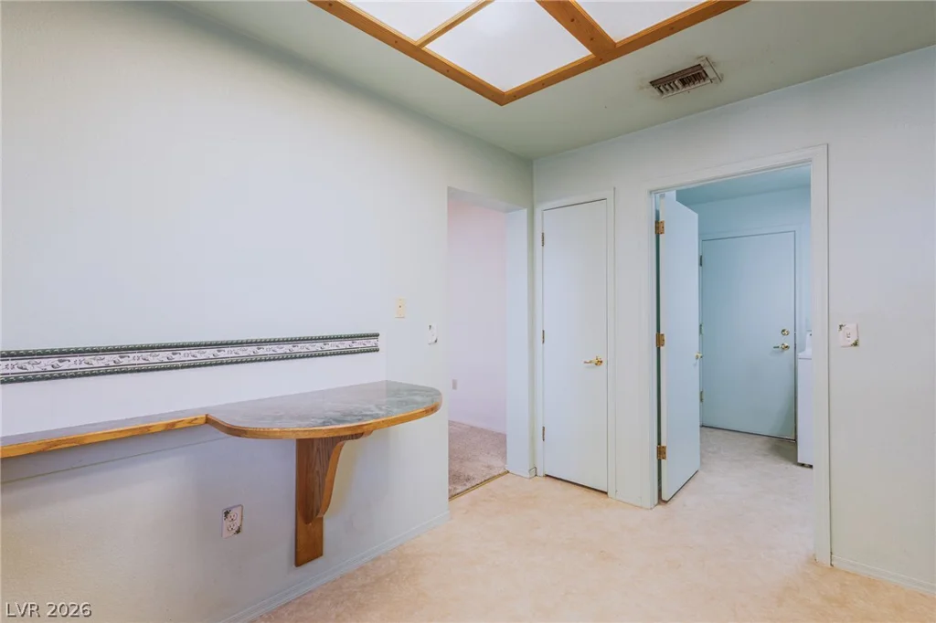 8520 Waycross, Las Vegas, NV 89134