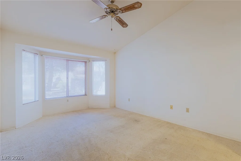 8520 Waycross, Las Vegas, NV 89134