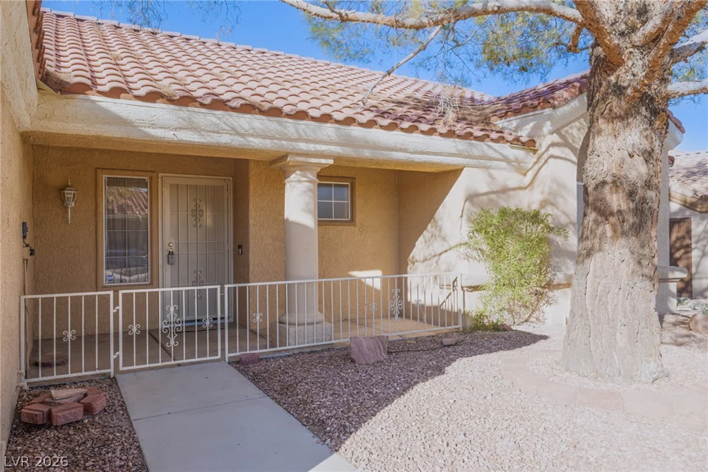 8520 Waycross, Las Vegas, NV 89134