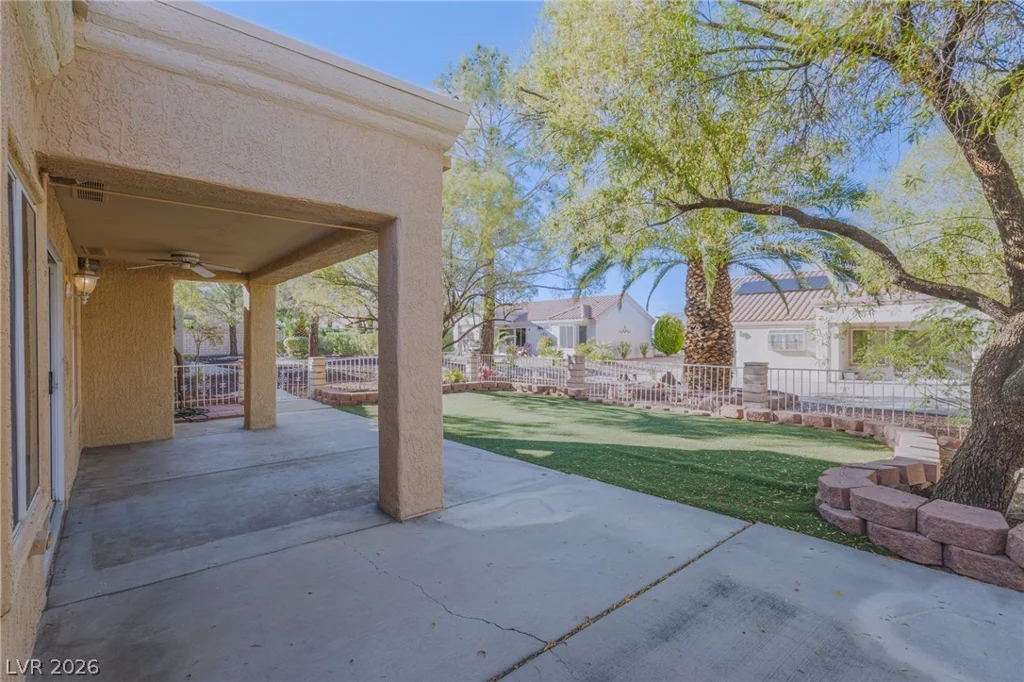 8520 Waycross, Las Vegas, NV 89134