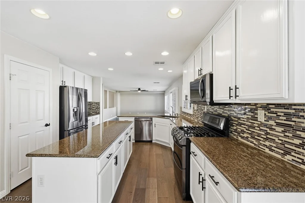 1832 Diamond Bluff, North Las Vegas, NV 89084