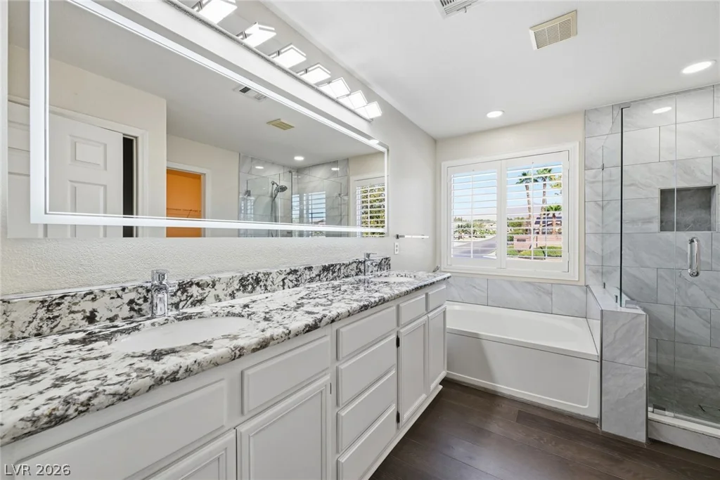 1832 Diamond Bluff, North Las Vegas, NV 89084