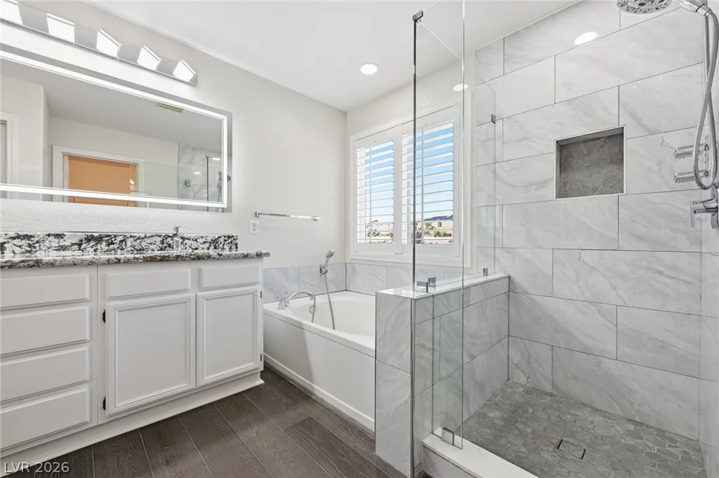 1832 Diamond Bluff, North Las Vegas, NV 89084