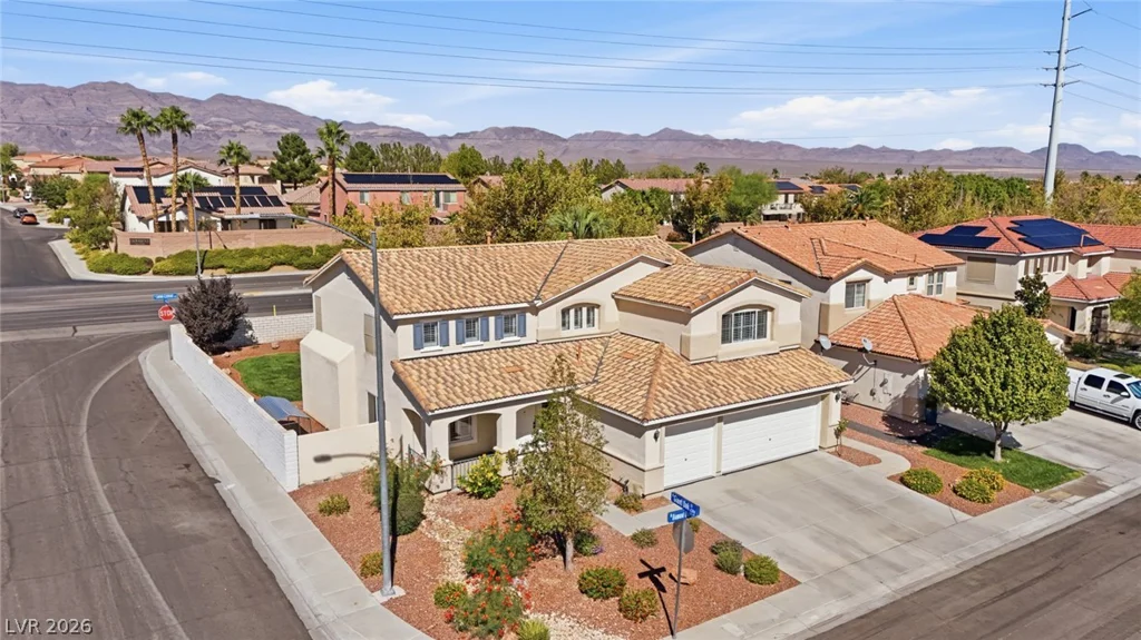 1832 Diamond Bluff, North Las Vegas, NV 89084