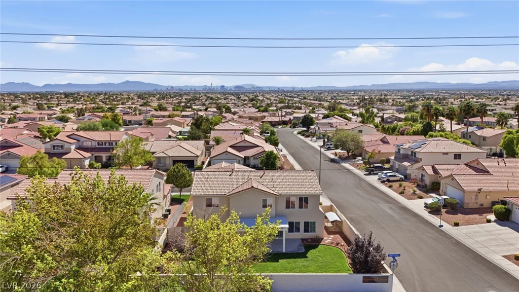 1832 Diamond Bluff, North Las Vegas, NV 89084