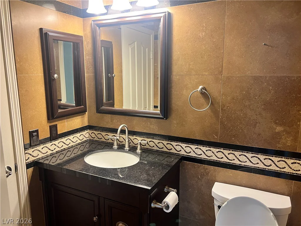8225 Woodland Prairie, Las Vegas, NV 89129