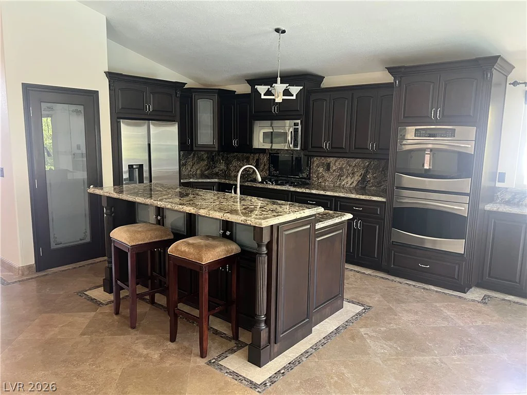 8225 Woodland Prairie, Las Vegas, NV 89129
