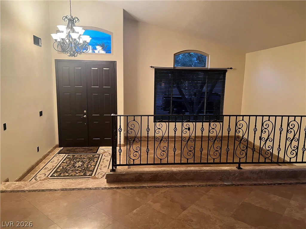 8225 Woodland Prairie, Las Vegas, NV 89129