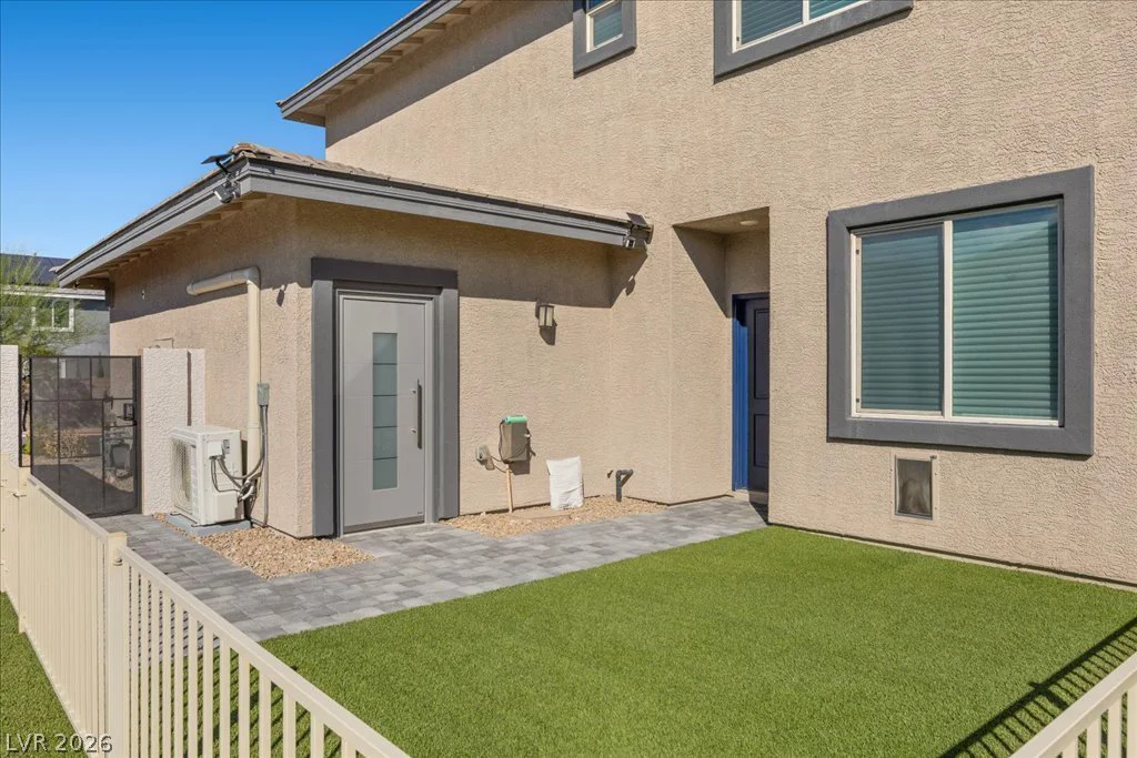 10231 Grapevine Hill, Las Vegas, NV 89149