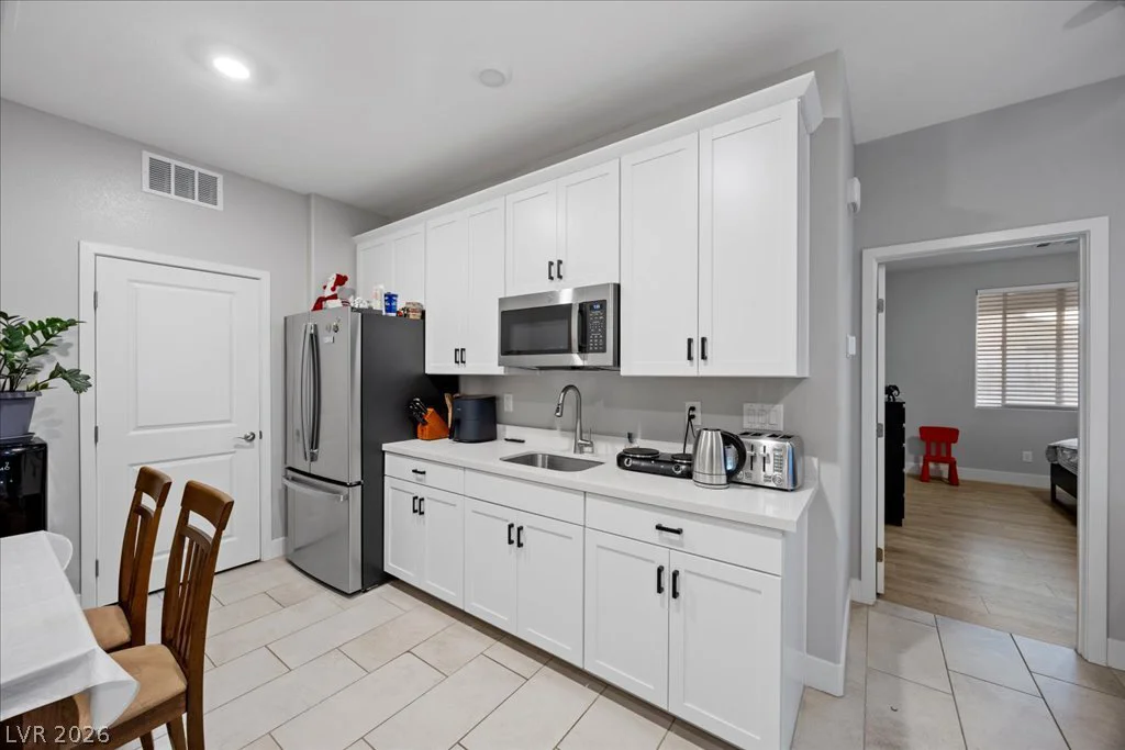 10231 Grapevine Hill, Las Vegas, NV 89149