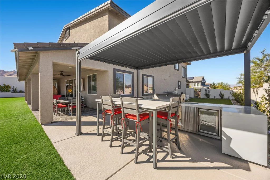 10231 Grapevine Hill, Las Vegas, NV 89149