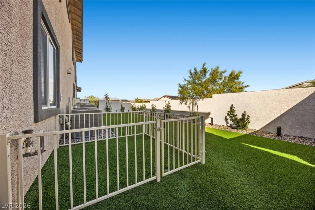 10231 Grapevine Hill, Las Vegas, NV 89149