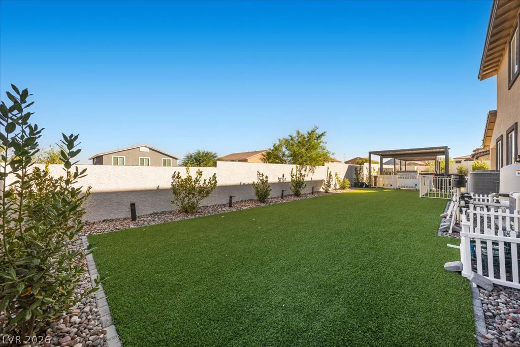 10231 Grapevine Hill, Las Vegas, NV 89149