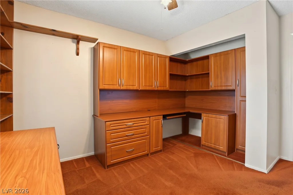 5680 Blossom View, Las Vegas, NV 89142