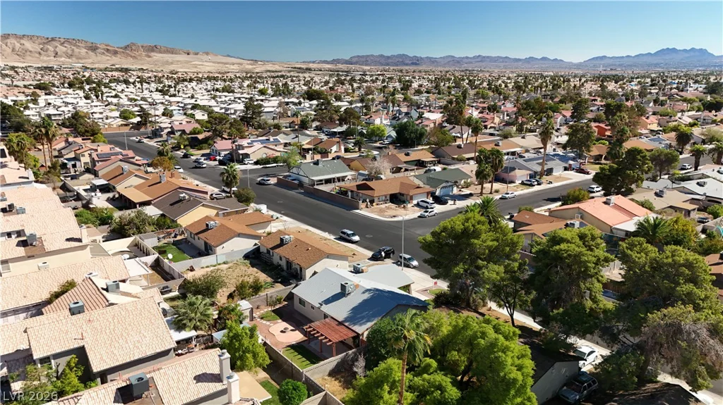 5680 Blossom View, Las Vegas, NV 89142
