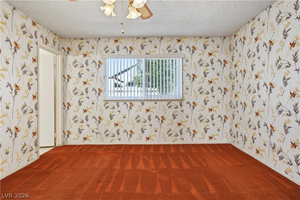 5680 Blossom View, Las Vegas, NV 89142