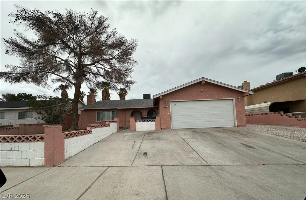 6161 Forest Park, Las Vegas, NV 89156