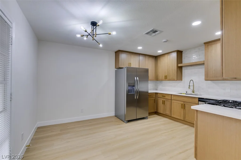 5576 Rochelle, Las Vegas, NV 89103