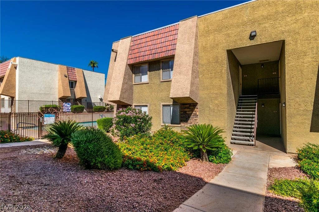 4411 Alexis, Las Vegas, NV 89103