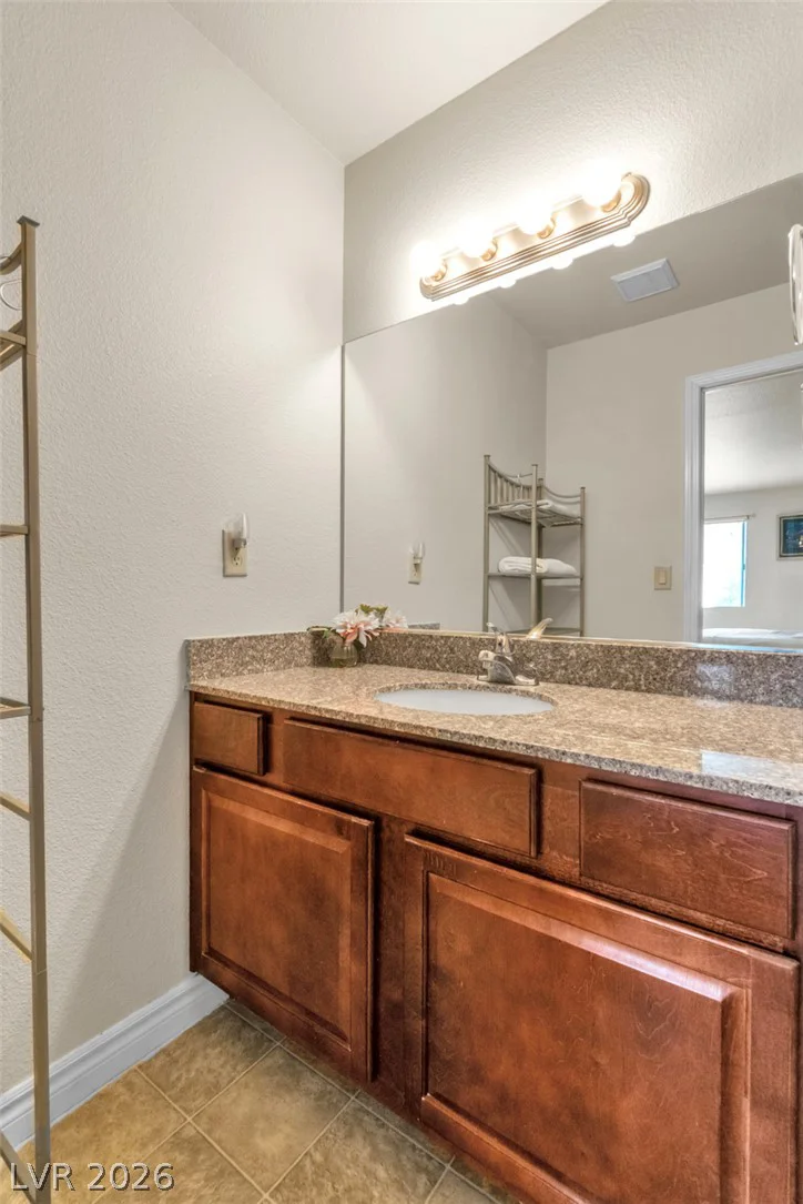 4411 Alexis, Las Vegas, NV 89103