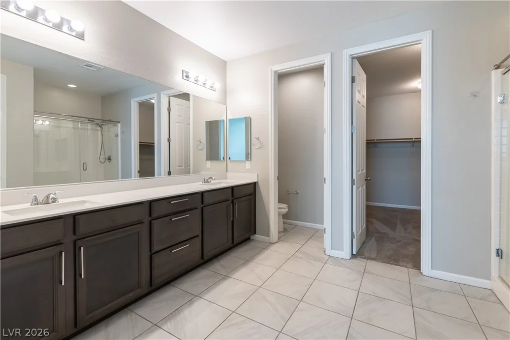6008 Bugsy, North Las Vegas, NV 89081