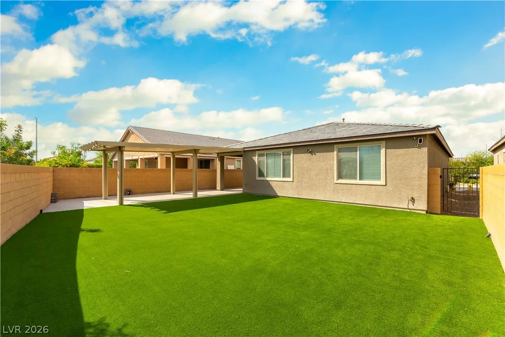 6008 Bugsy, North Las Vegas, NV 89081