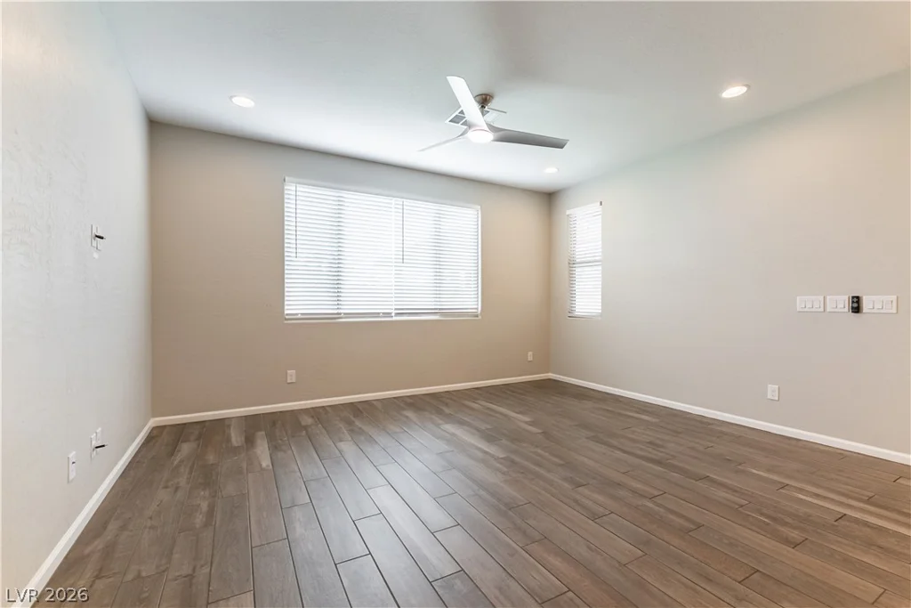 6008 Bugsy, North Las Vegas, NV 89081