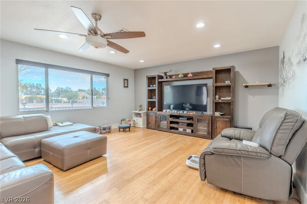 7565 Placid, Las Vegas, NV 89123