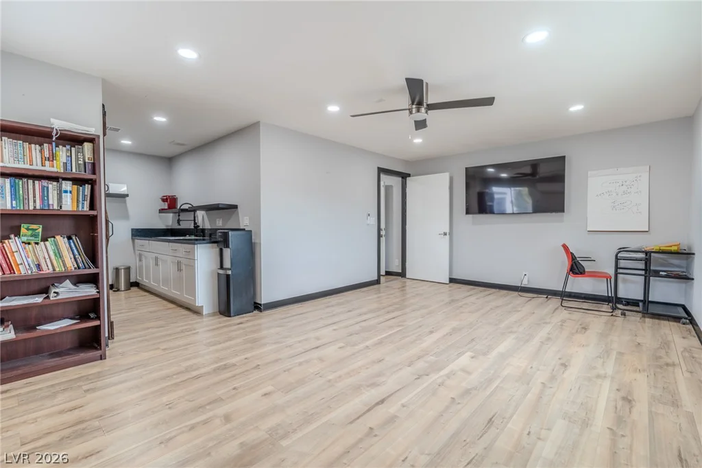7565 Placid, Las Vegas, NV 89123