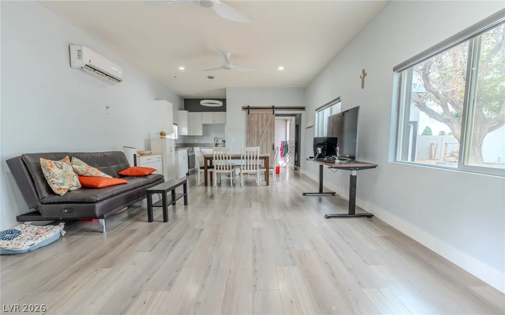 7565 Placid, Las Vegas, NV 89123