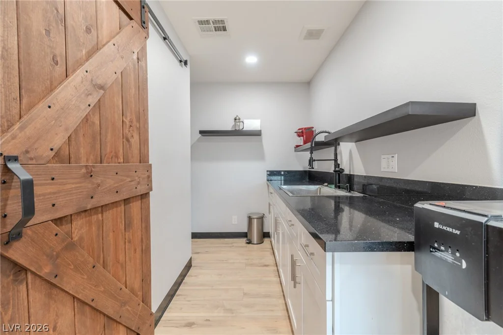 7565 Placid, Las Vegas, NV 89123